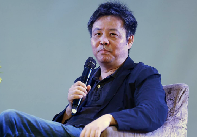 余华新书《卢克明的偷偷一笑》