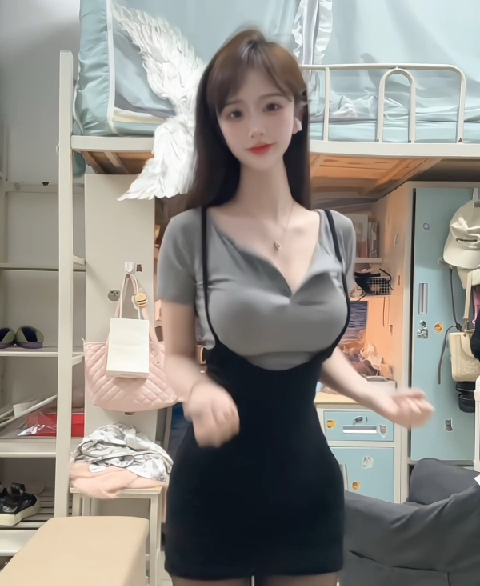 全网高颜值妹子【曼崽小宝】视频推荐，手慢无