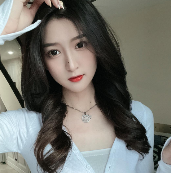 全网高颜值妹子【小小小谢】视频推荐，手慢无