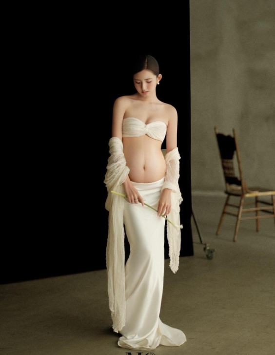 3万 + 孕妇写真大合集！含视频 + 图片 + Excel 数据