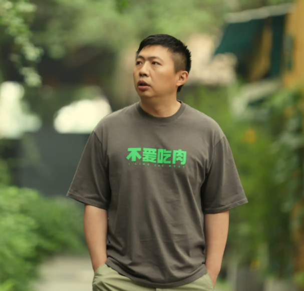 B站食贫道充电：《亲历者视角丨电诈园区里，人是怎么被“驯化”的？》