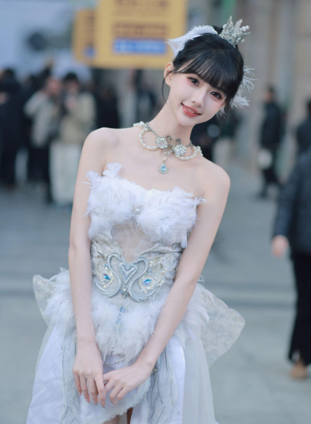 全网高颜值妹子【小玥玥】视频推荐，手慢无
